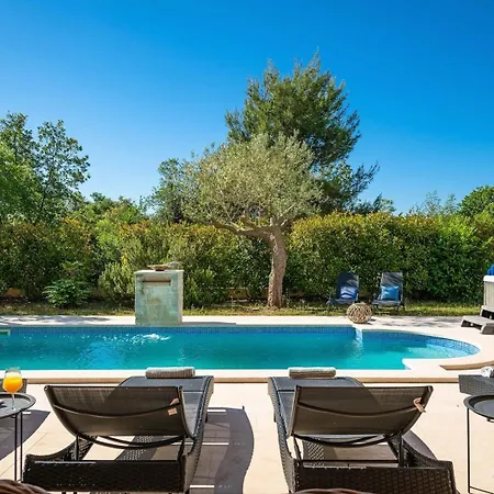 Luxury With A Swimming Pool Rakalj, Marcana - 26928 Villa *