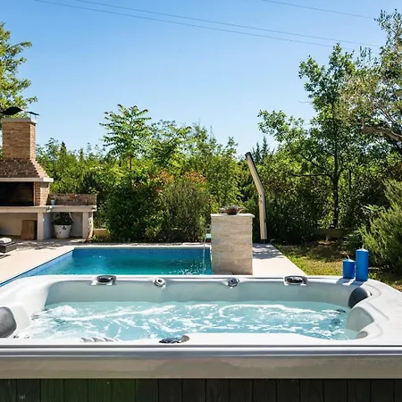 Villa Luxury With A Swimming Pool Rakalj, Marcana - 26928 Rakalj